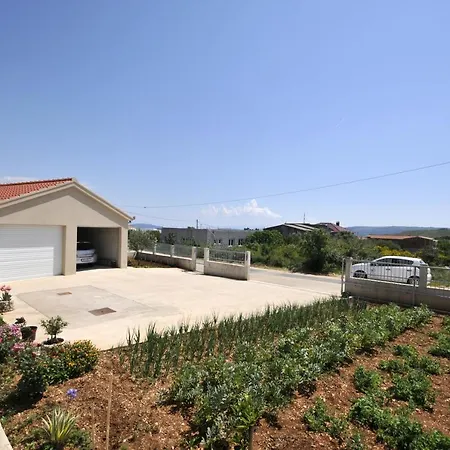 With A Parking Space Plano, - 11649 Trogir