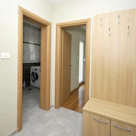 With A Parking Space Plano, - 11649 트로기르