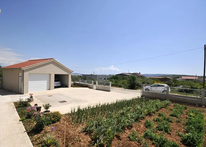 With A Parking Space Plano, - 11649 Trogir